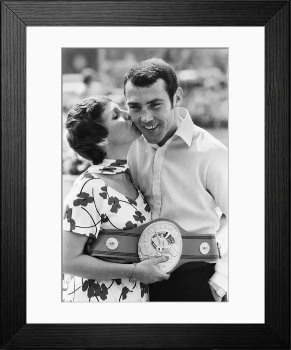 Framed Print : Alan Minter with wife after retaining the WBA and WBC belts. 30th June 1980 Framed Print : Alan Minter with wife after retaining the WBA and WBC belts. 30th June 1980
