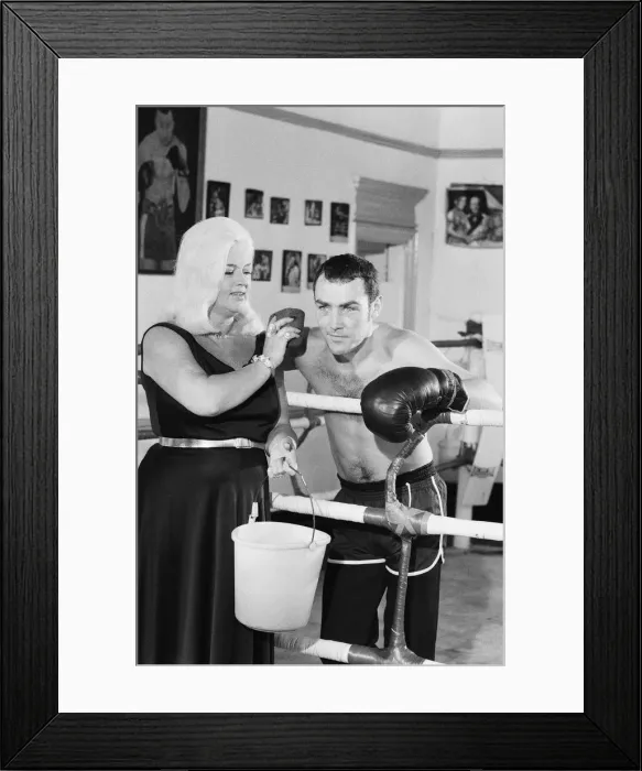 Framed Print : Former Middleweight Champion Alan Minter with singer and Actress Diana Dors at The Thomas Framed Print : Former Middleweight Champion Alan Minter with singer and Actress Diana Dors at The Thomas