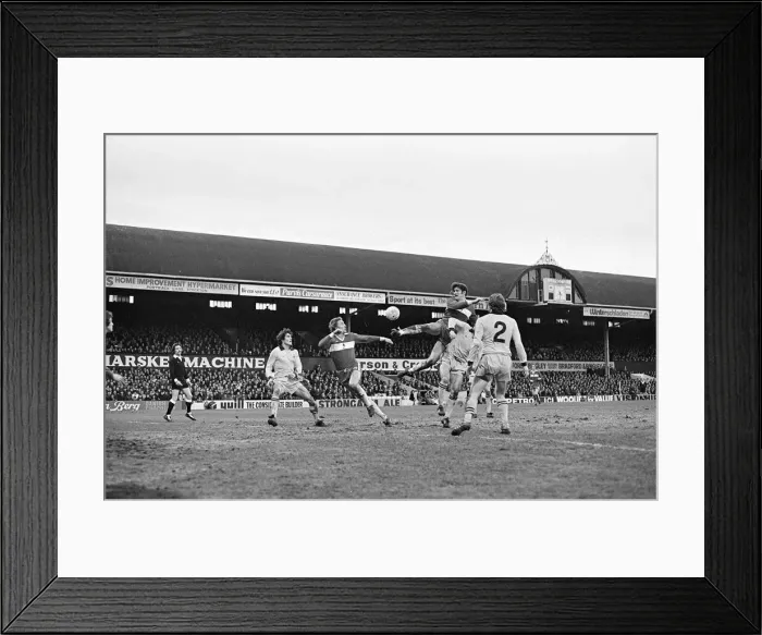 Framed Print : Middlesbrough 2-0 Tottenham Hotspur, league division one match at Ayresome Park Framed Print : Middlesbrough 2-0 Tottenham Hotspur, league division one match at Ayresome Park