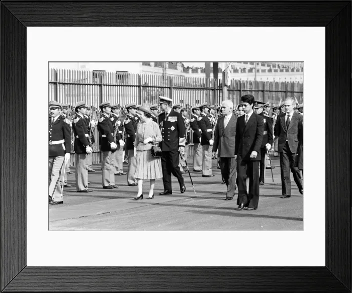 Framed Print : Queen Elizabeth II and Prince Philip, Duke of Edinburgh in Algiers, Algeria Framed Print : Queen Elizabeth II and Prince Philip, Duke of Edinburgh in Algiers, Algeria