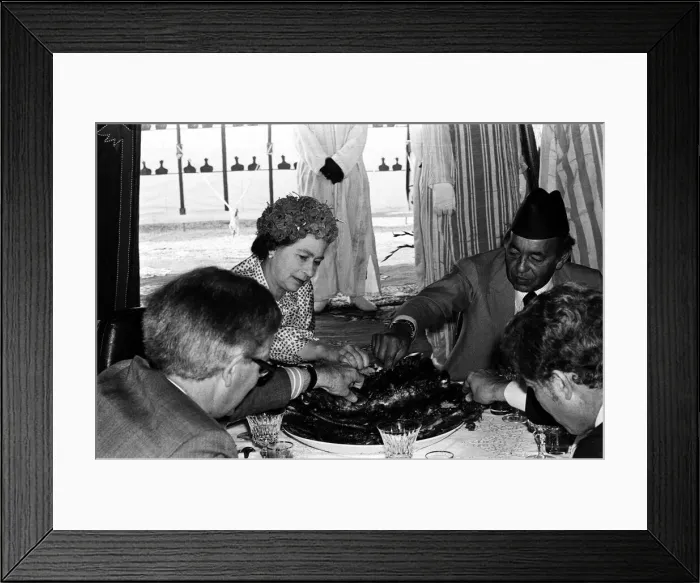 Framed Print : Queen Elizabeth II state visit to Marrakesh, Morocco. The Queen is pictured alongside