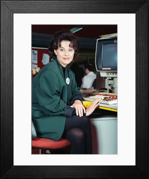 Framed Print : Pop star Lisa Stansfield launches the new charity project Trading Places at the Daily