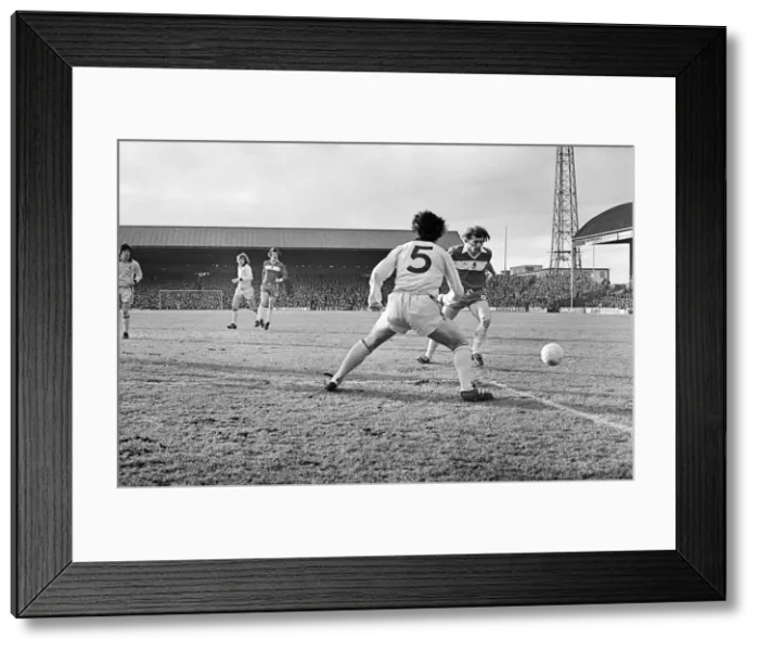 Framed Print : Middlesbrough 2-0 Tottenham Hotspur, league division one match at Ayresome Park Framed Print : Middlesbrough 2-0 Tottenham Hotspur, league division one match at Ayresome Park