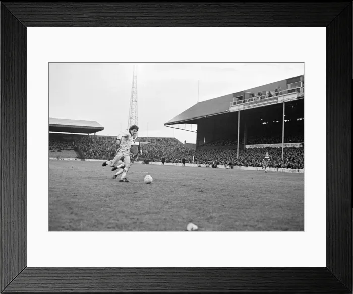 Framed Print : Middlesbrough 2-0 Tottenham Hotspur, league division one match at Ayresome Park