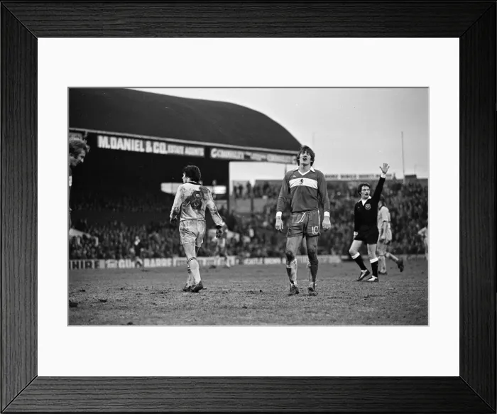 Framed Print : Middlesbrough 2-0 Tottenham Hotspur, league division one match at Ayresome Park Framed Print : Middlesbrough 2-0 Tottenham Hotspur, league division one match at Ayresome Park