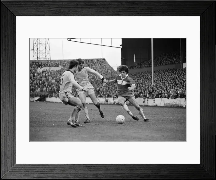 Framed Print : Middlesbrough 2-0 Tottenham Hotspur, league division one match at Ayresome Park Framed Print : Middlesbrough 2-0 Tottenham Hotspur, league division one match at Ayresome Park