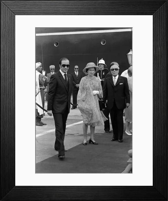 Framed Print : Queen Elizabeth II with President Habib Bourguiba in Tunis, Tunisia. 21st October 1980 Framed Print : Queen Elizabeth II with President Habib Bourguiba in Tunis, Tunisia. 21st October 1980
