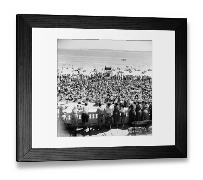 Framed Print : Daily Mirror Treasure Hunt, Porthminster Beach, St Ives, Cornwall, Monday 6th July 1959