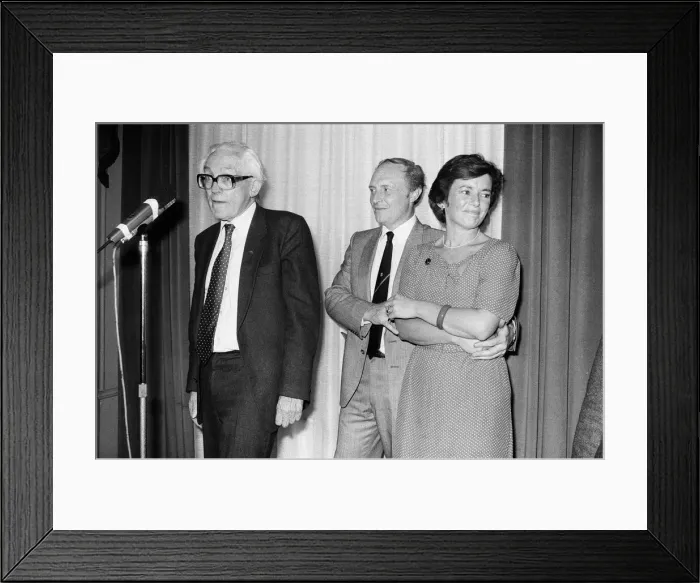 Framed Print : Labour Party Conference in Brighton. Labour Leader Neil Kinnock Framed Print : Labour Party Conference in Brighton. Labour Leader Neil Kinnock