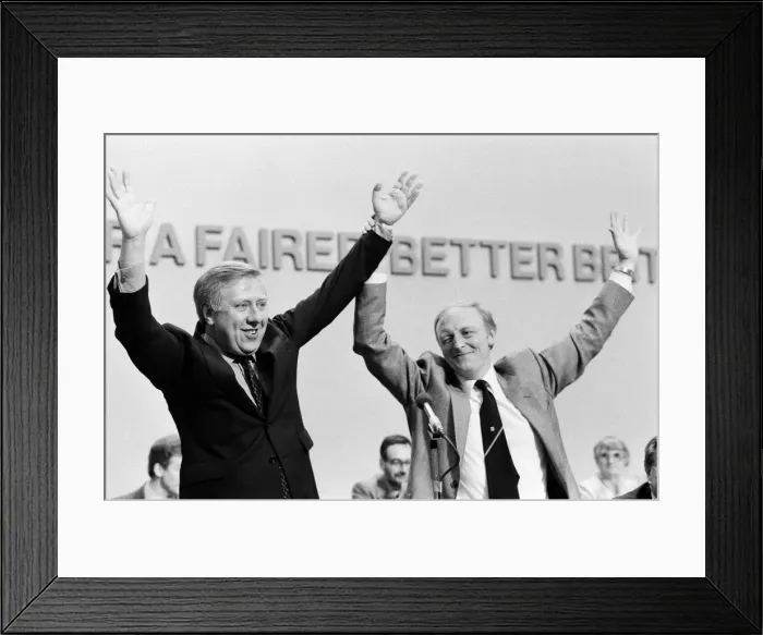 Framed Print : Labour Party Conference in Brighton. Neil Kinnock celebrates becoming the new leader of
