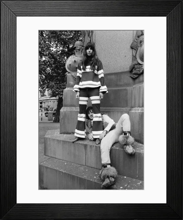 Framed Print : Sonny Bono & Cher, American music duo, who currently have a number one single in the US Framed Print : Sonny Bono & Cher, American music duo, who currently have a number one single in the US