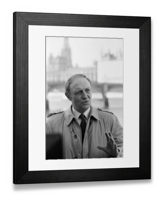 Framed Print : Leader of the Labour Party Neil Kinnock at the House of Commons. 18th January 1984