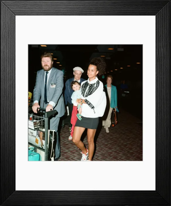 Framed Print : Neneh Cherry and her daughter Tyson at LAP. 10th August 1989 Framed Print : Neneh Cherry and her daughter Tyson at LAP. 10th August 1989