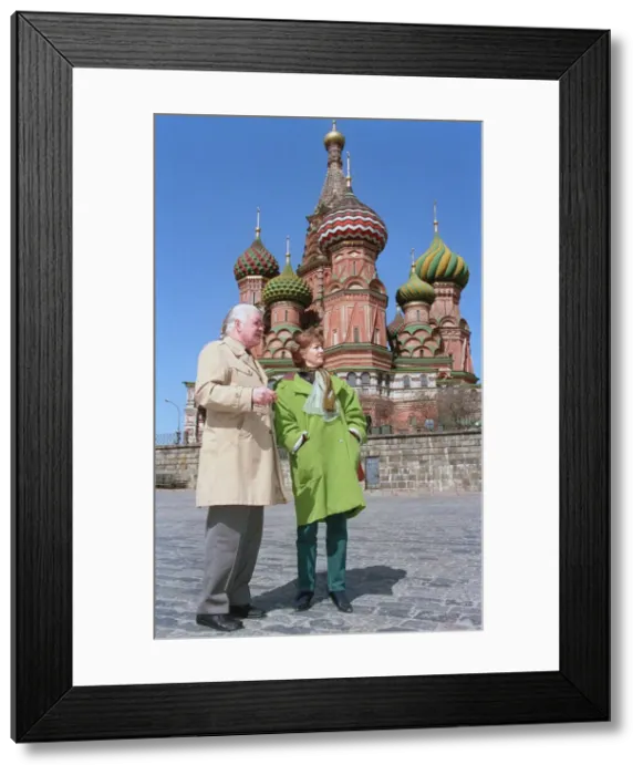 Framed Print : CHRISTINE KEELER IN MOSCOW WITH EUGENE IVANOV - APRIL 1993. CODE: 374145 Framed Print : CHRISTINE KEELER IN MOSCOW WITH EUGENE IVANOV - APRIL 1993. CODE: 374145