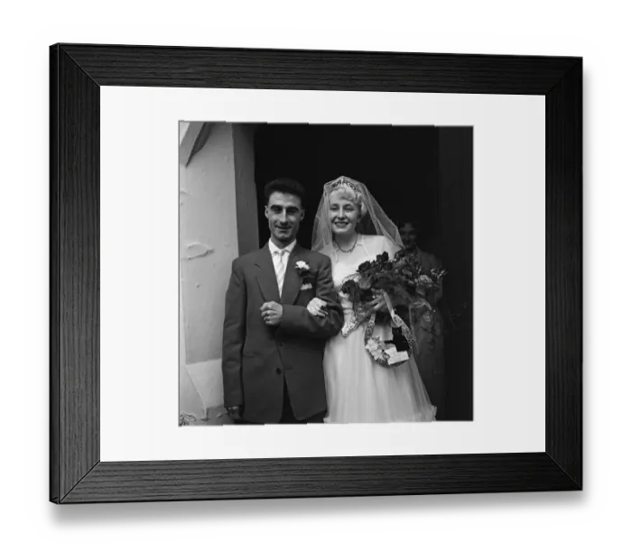 Framed Print : Bandleader Roy Kenton, 25, marries 18-year-old singer of the band Jean Barry at St