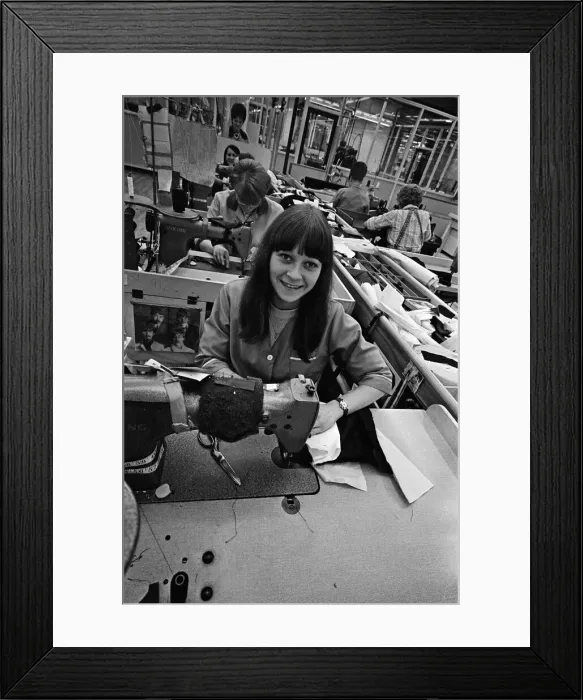 Framed Print : Staff at work at Burton the Tailors, Leeds. 13th December 1967