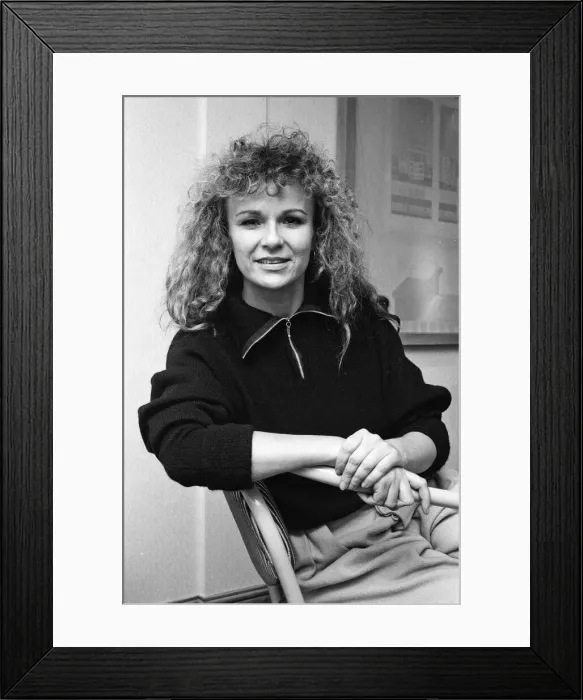Framed Print : Actress Julie Walters. 11th December 1986 Framed Print : Actress Julie Walters. 11th December 1986