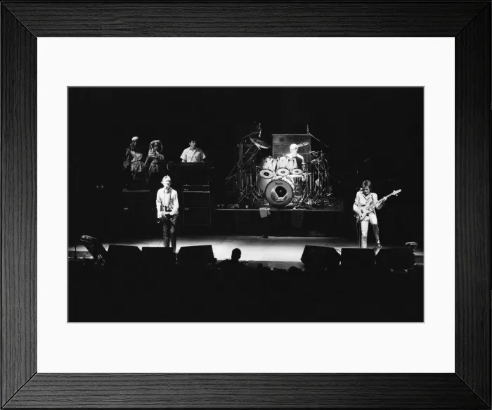 Framed Print : Paul Weller, and his band, The Jam, pictured during their final ever gig in 1982 Framed Print : Paul Weller, and his band, The Jam, pictured during their final ever gig in 1982