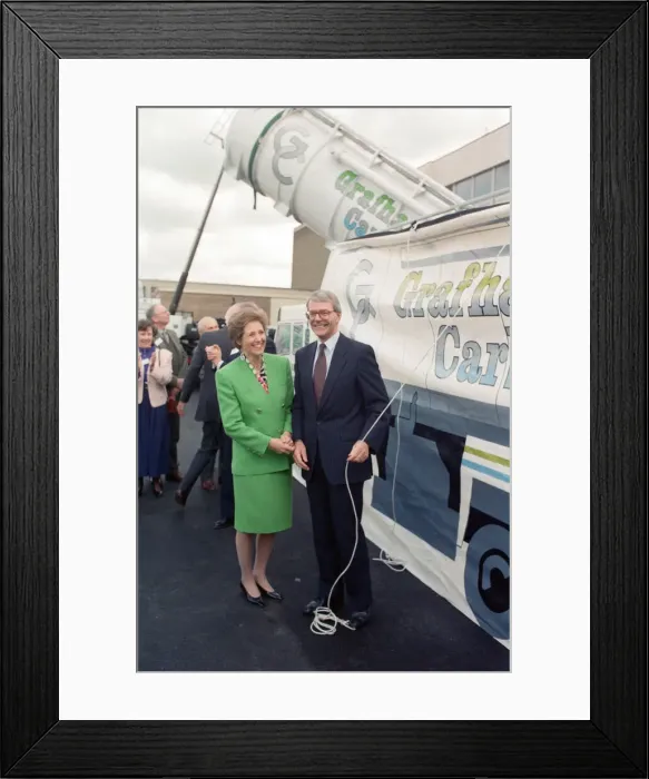 Framed Print : Prime Minister John Major and his wife Norma visiting Grafham Water Processing Plant