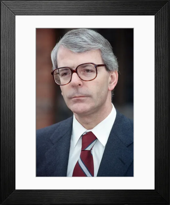 Framed Print : Prime Minister John Major speaking at Chequers. February 1991 Framed Print : Prime Minister John Major speaking at Chequers. February 1991