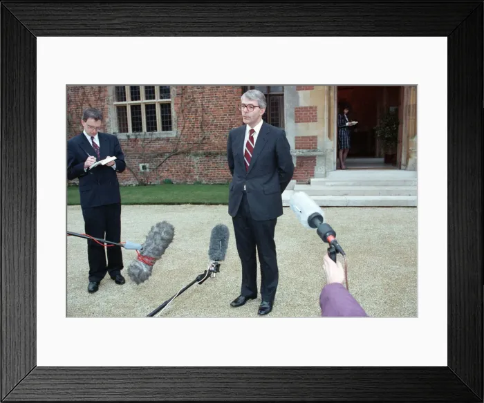 Framed Print : Prime Minister John Major speaking at Chequers. February 1991 Framed Print : Prime Minister John Major speaking at Chequers. February 1991