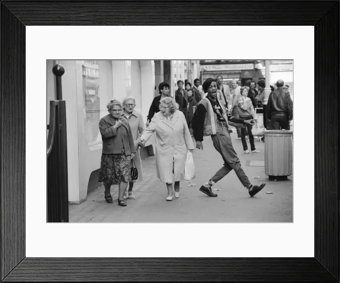 Framed Print : Jeffrey Daniel from pop group Shalamar, in London, showing his dance moves Framed Print : Jeffrey Daniel from pop group Shalamar, in London, showing his dance moves