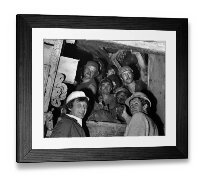 Framed Print : Peter South, sub agent for Mowlem, and Neville Harrison, of Mott Hay and Anderson