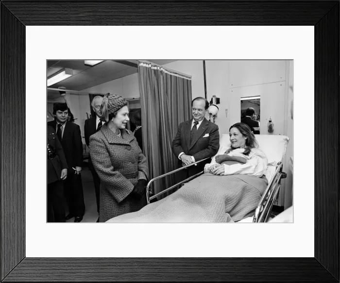 Framed Print : Queen Elizabeth II opens the Royal Surrey County Hospital