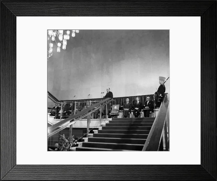 Framed Print : King Olav V of Norway officially opens the new Civic Centre in Newcastle