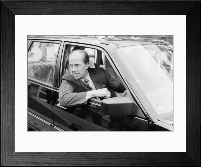 Framed Print : Norman Tebbit, Employment minister, at Henleys Garage, Chingford, Essex
