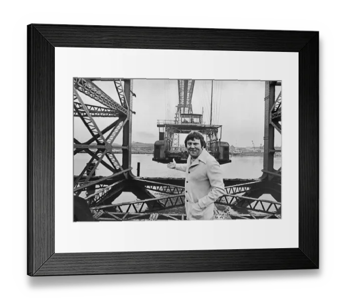 Framed Print : Terry Scott, actor and star of 1980s sitcom Terry and June Framed Print : Terry Scott, actor and star of 1980s sitcom Terry and June