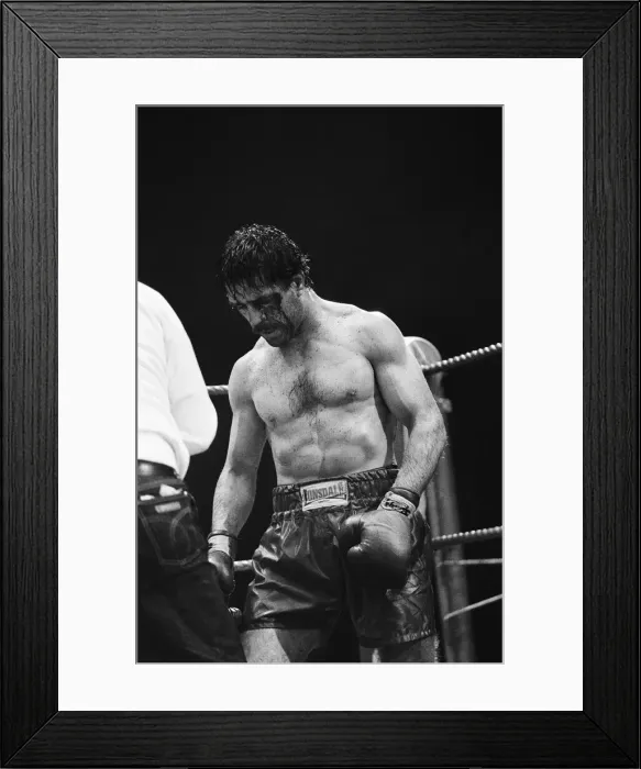 Framed Print : Alan Minter vs Vito Antuofermo for the WBA, WBC, The Ring Framed Print : Alan Minter vs Vito Antuofermo for the WBA, WBC, The Ring