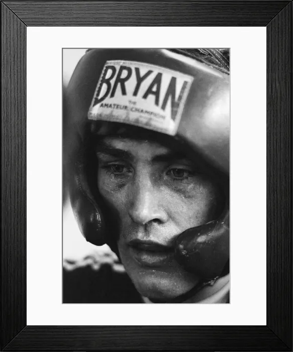 Framed Print : Alan Minter (born 17 August 1951) is a British former professional boxer who competed Framed Print : Alan Minter (born 17 August 1951) is a British former professional boxer who competed
