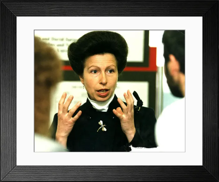 Framed Print : Princess Anne visit to Edinburgh Zoo both hands up no rings on fingers Framed Print : Princess Anne visit to Edinburgh Zoo both hands up no rings on fingers
