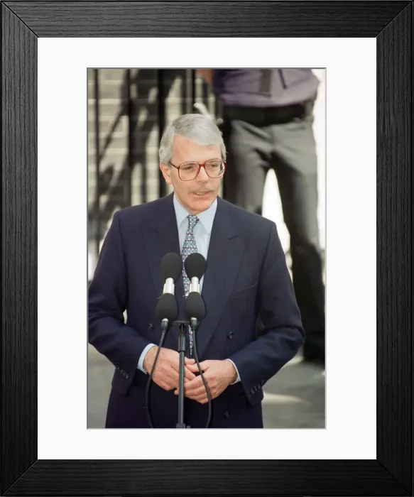 Framed Print : John Major, former Conservative Prime Minister leaves number 10 Downing Street after Framed Print : John Major, former Conservative Prime Minister leaves number 10 Downing Street after