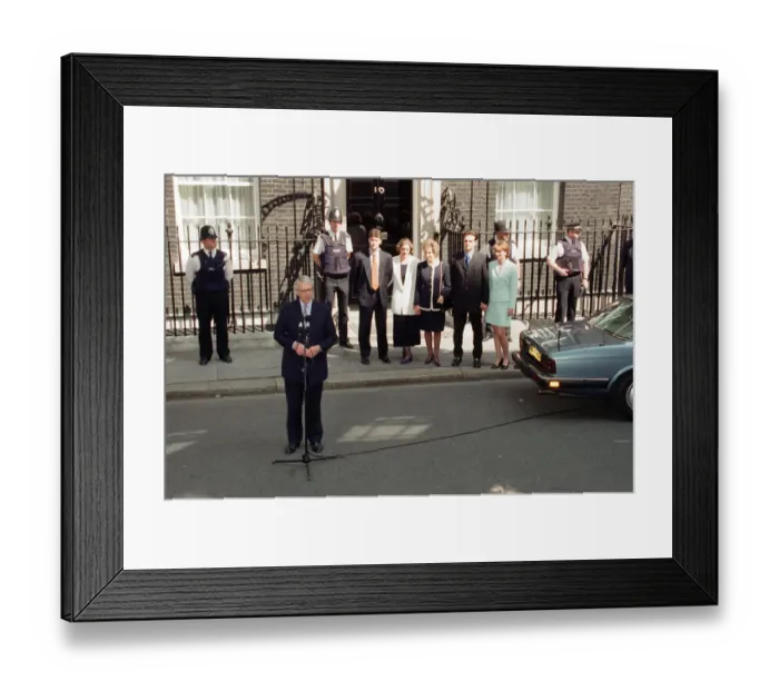 Framed Print : John Major, former Conservative Prime Minister leaves number 10 Downing Street after Framed Print : John Major, former Conservative Prime Minister leaves number 10 Downing Street after
