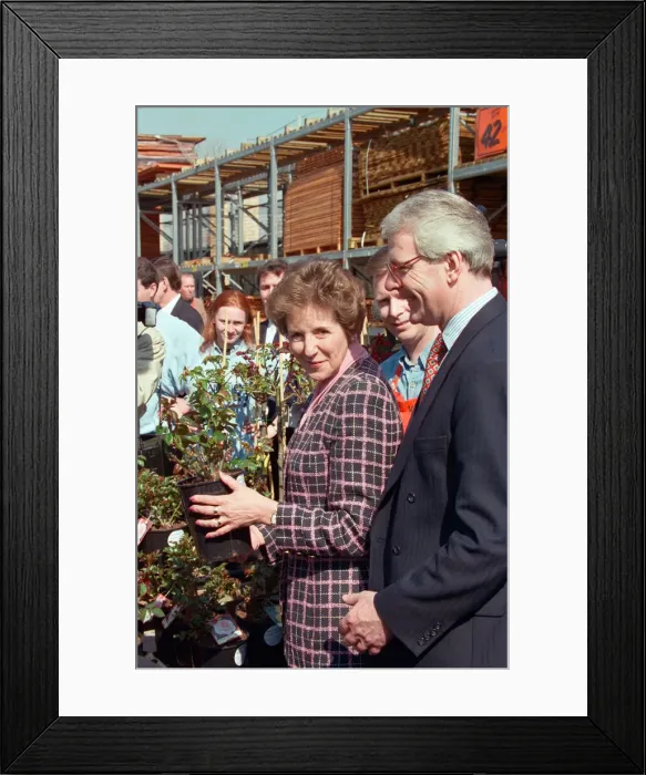 Framed Print : Prime Minister John Major and wife Norma pictured visiting B&Q during the general