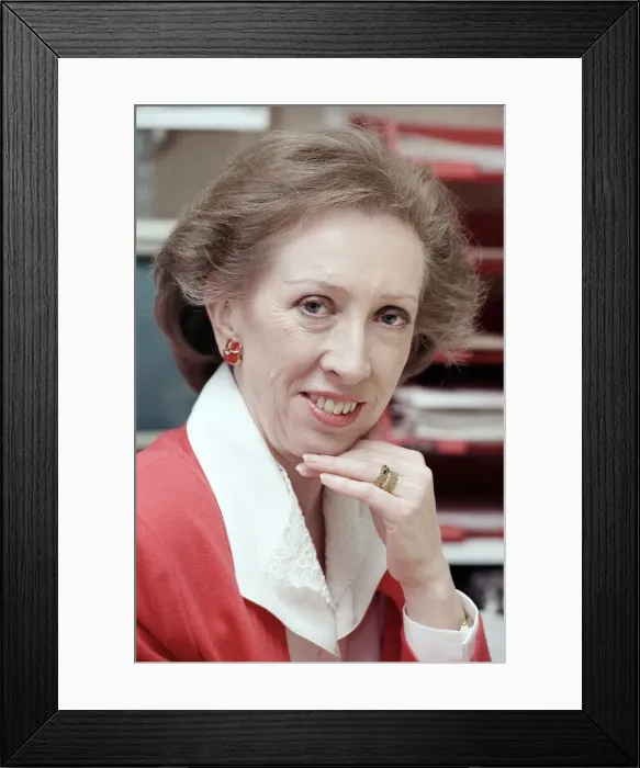 Framed Print : Shadow Chief Secretary to the Treasury Margaret Beckett. 13th February 1992 Framed Print : Shadow Chief Secretary to the Treasury Margaret Beckett. 13th February 1992
