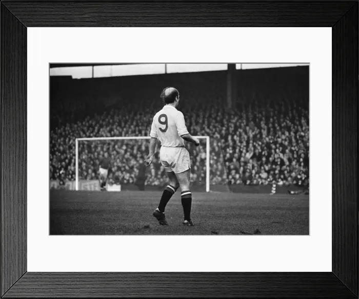 Framed Print : Middlesbrough 0 v Manchester United 3. FA Cup 5th round replay at Ayresome Park Framed Print : Middlesbrough 0 v Manchester United 3. FA Cup 5th round replay at Ayresome Park