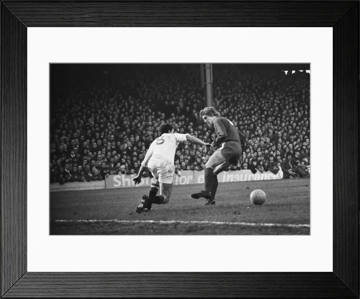 Framed Print : Middlesbrough 0 v Manchester United 3. FA Cup 5th round replay at Ayresome Park Framed Print : Middlesbrough 0 v Manchester United 3. FA Cup 5th round replay at Ayresome Park