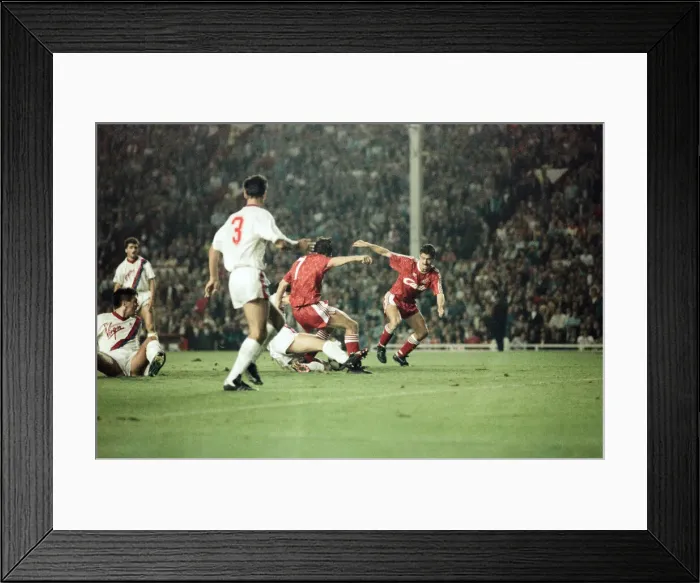 Framed Print : Liverpool 9-0 Crystal Palace, Division One match held at Anfield, Liverpool