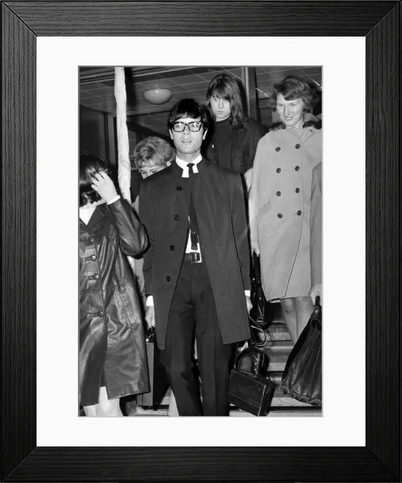 Framed Print : Cliff Richard, singer, being wished a happy 27th birthday by his fans