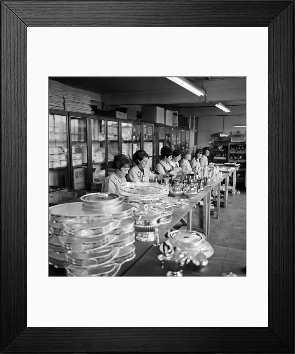 Framed Print : Staff at work at Viners Cutlery, Sheffield. 3rd September 1967 Framed Print : Staff at work at Viners Cutlery, Sheffield. 3rd September 1967