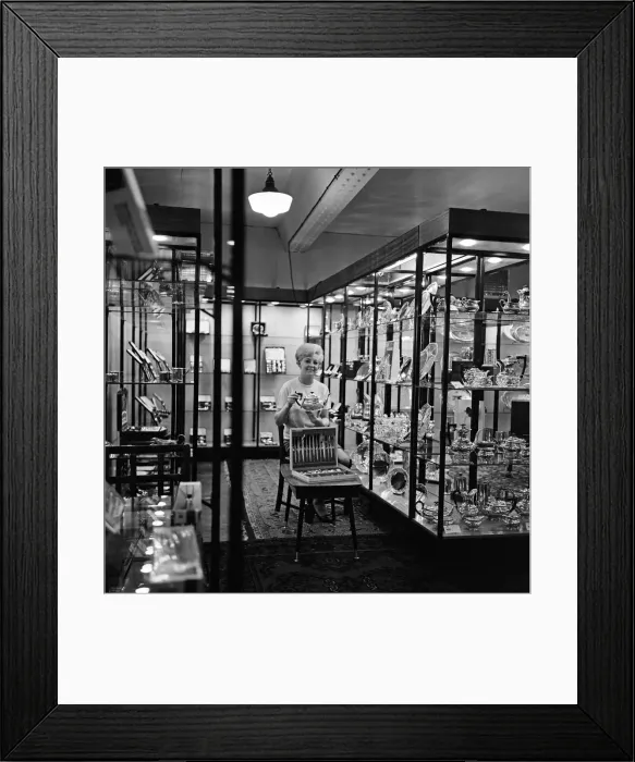 Framed Print : Staff at work at Viners Cutlery, Sheffield. 3rd September 1967 Framed Print : Staff at work at Viners Cutlery, Sheffield. 3rd September 1967