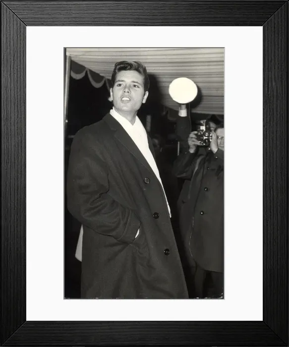 Framed Print : Cliff Richard at the Odeon premiere Royal film performance - 1964 Framed Print : Cliff Richard at the Odeon premiere Royal film performance - 1964