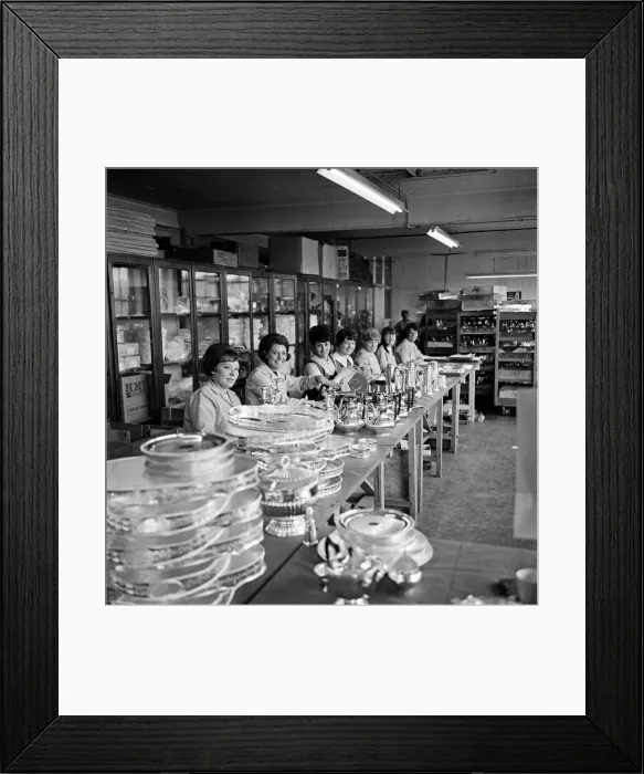 Framed Print : Staff at work at Viners Cutlery, Sheffield. 3rd September 1967 Framed Print : Staff at work at Viners Cutlery, Sheffield. 3rd September 1967