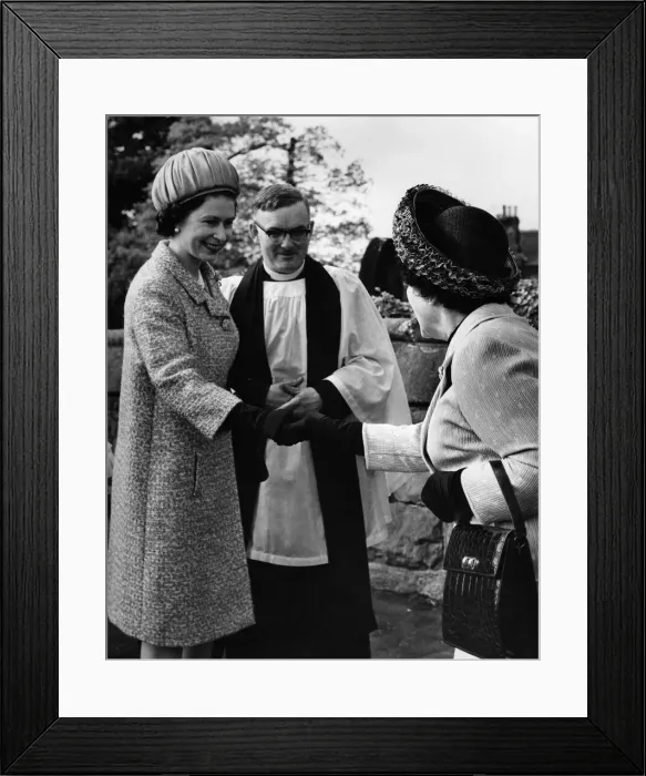 Framed Print : Queen Elizabeth II during the Royal visit to the North West Framed Print : Queen Elizabeth II during the Royal visit to the North West