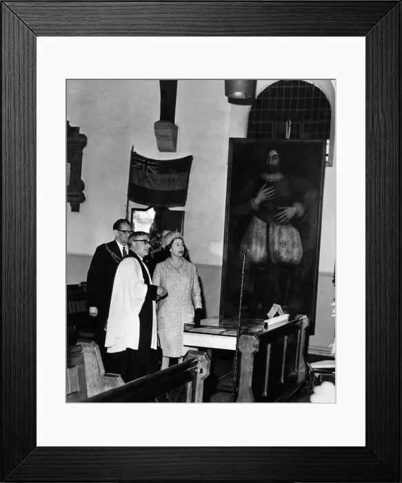 Framed Print : Queen Elizabeth II during the Royal visit to North West