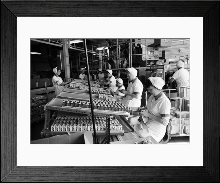 Framed Print : Bassets confectionery factory, Owlerton, Sheffield. 4th September 1967
