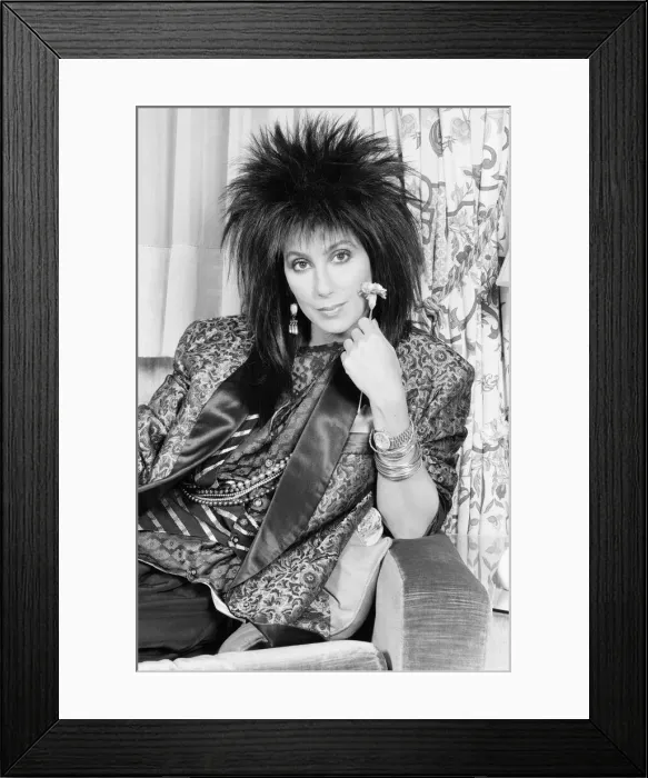 Framed Print : Cher, American singer and actress, in London for the premiere of her new film, Mask Framed Print : Cher, American singer and actress, in London for the premiere of her new film, Mask